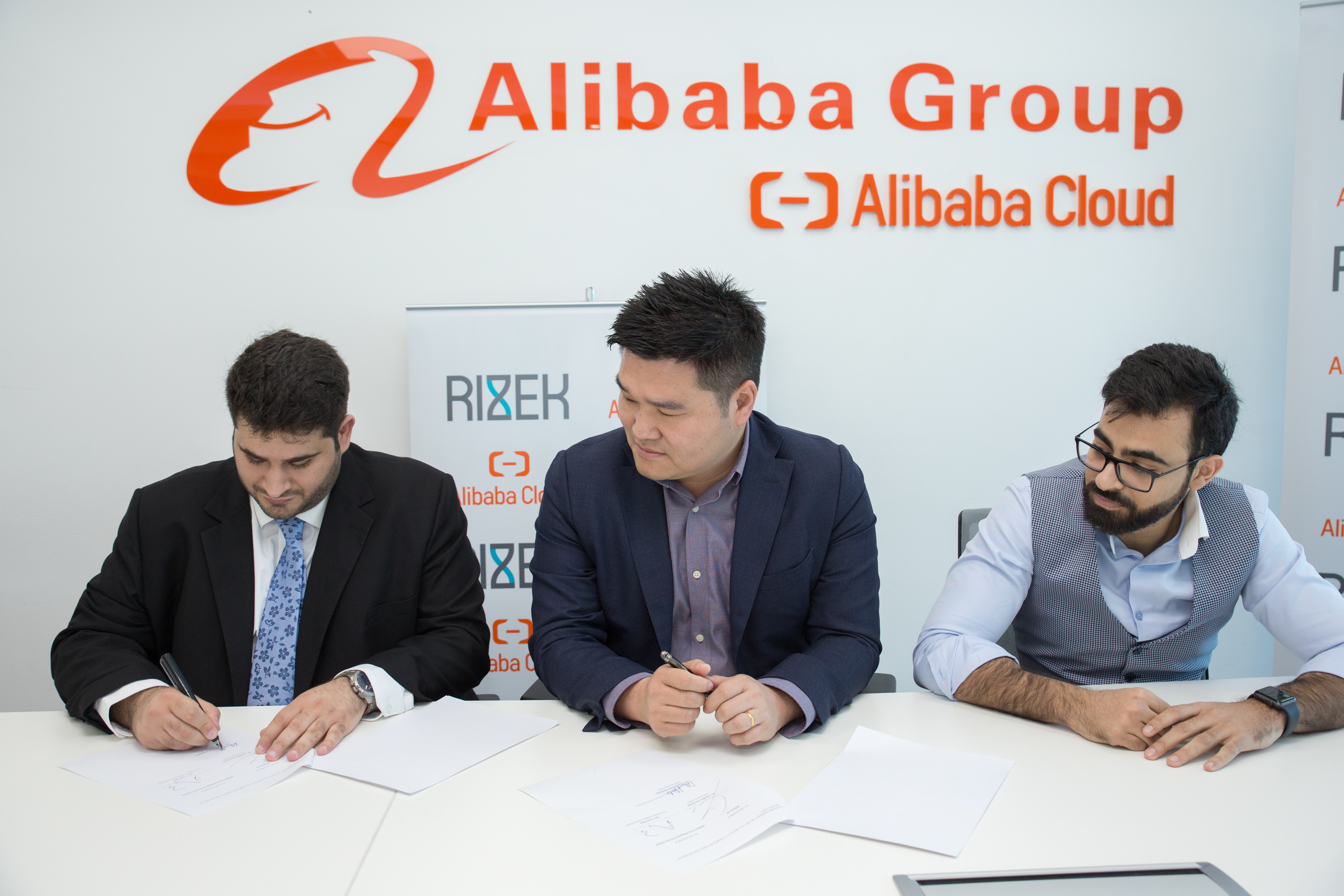 5 UAE-Based Companies That Have Inked Partnerships With Chinese Firms