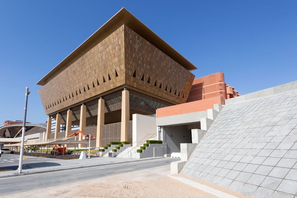 abu-dhabi-based-g42-and-healthcare-technology-company-intersystems-to