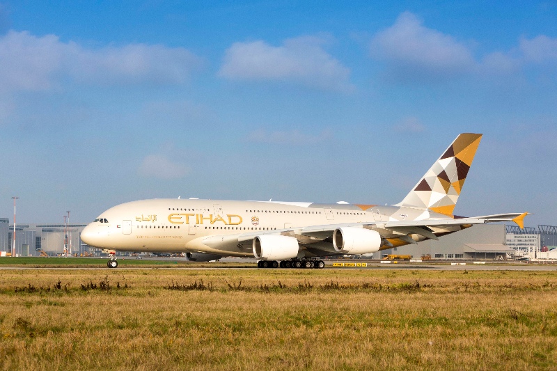 Etihad Airways Resumes Its Passenger Flights