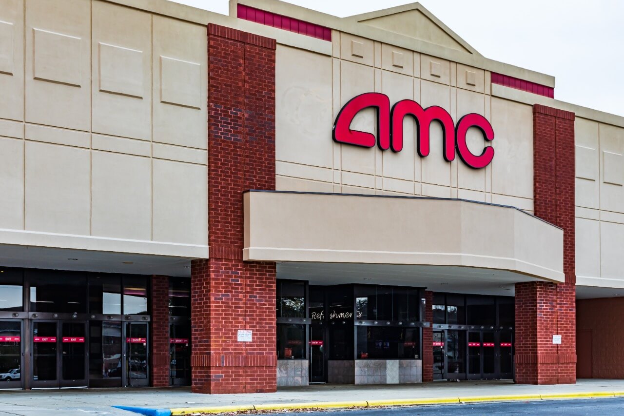 Barbie And Oppenheimer Drive Amc S Highest Monthly Revenue