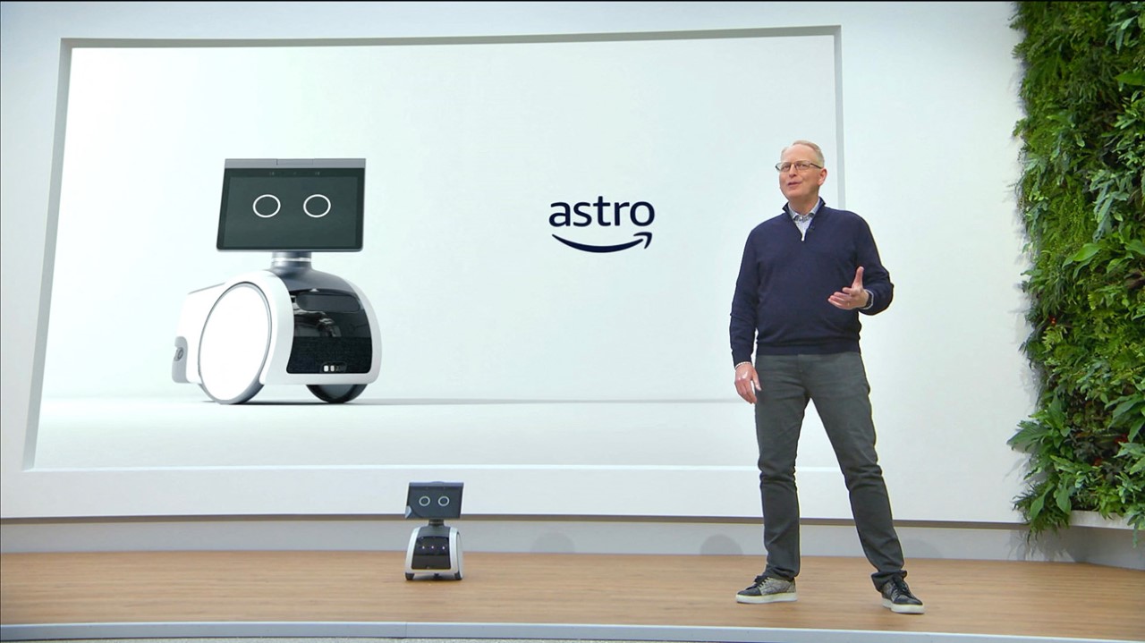 Amazon Reveals 1000 Robot For Home Monitoring