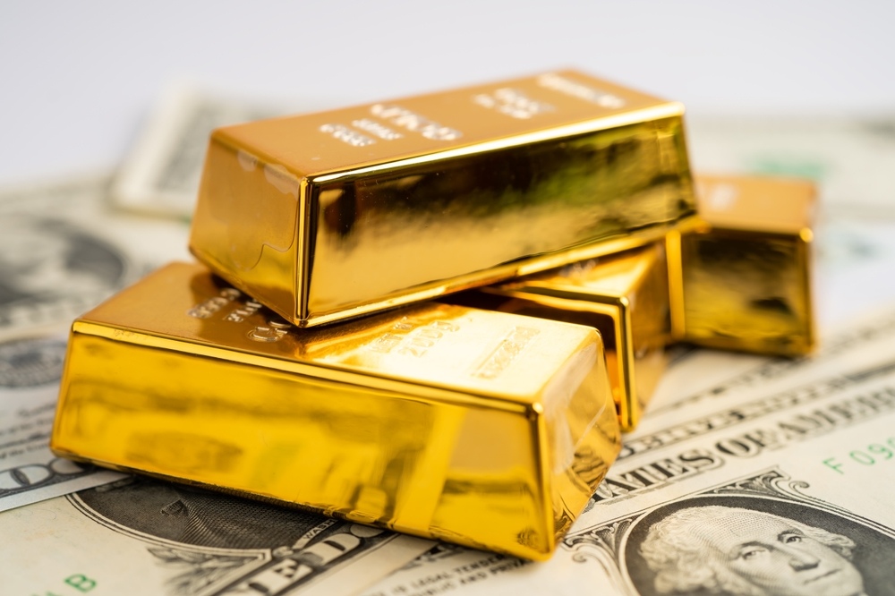 Gold Rises Above $2,300, Hitting Fresh Record