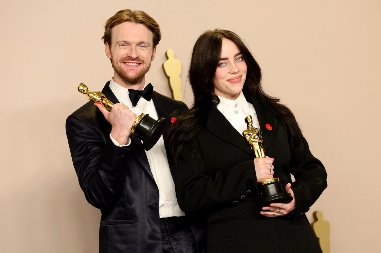 بيلي إيليش تدخل التاريخ كأصغر فائزة بجائزة أوسكار مرتين