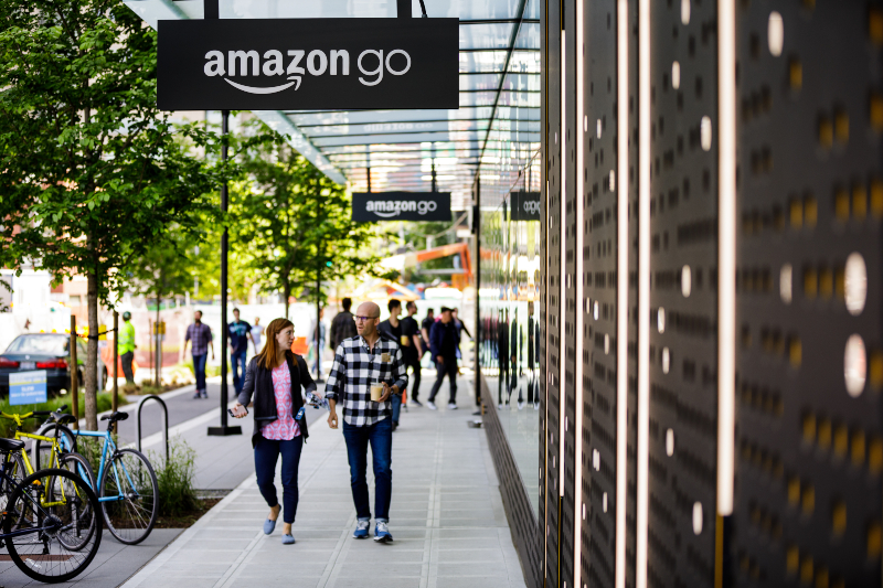 Whole Foods Ad Amazon Opens First Cashierless Grocery Store What Next 