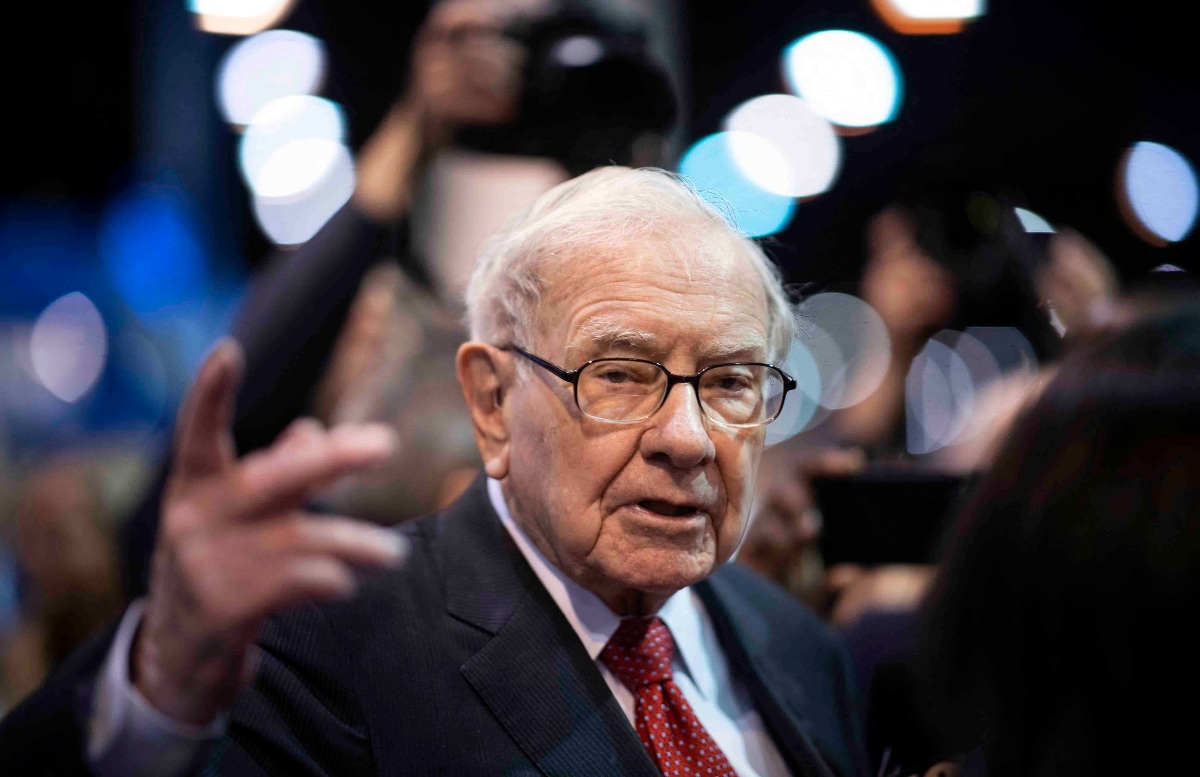Why Warren Buffett Is An Unexpected Winner From Japan’s Market Turbulence