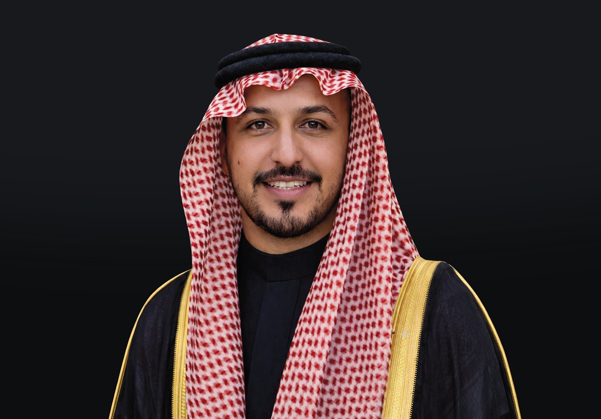 الملياردير الذي بدأ رحلته المهنية في سن الـ 13..... إبراهيم المهيدب، رئيس مجلس إدارة مجموعة هدب HDB Group يكشف في حوار حصري مع فوربس كيف حّّول بدايته المتواضعة في قطاع الرعاية الصحية، إلى مجموعة متنوعة في قطاعات: الضيافة والعقارات والإنشاءات والرعاية الصحية، باستثمارات تتجاوز 2.4 مليار دولار حتى عام 2025 