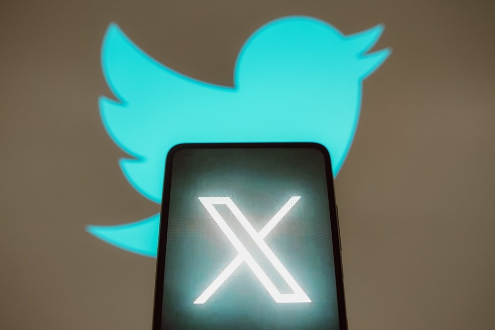 Elon Musk Rebrands Twitter: Kills Bird Logo In 'X' Makeover