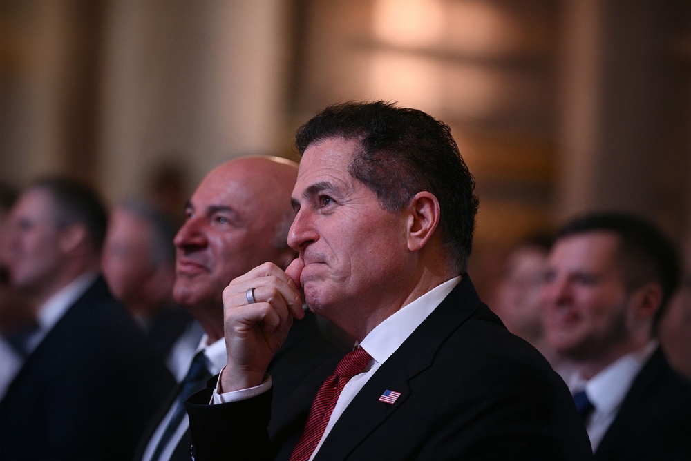 Michael Dell Overtakes Larry Ellison As World’s Fifth-Richest Person Amid Dell Stock Surge