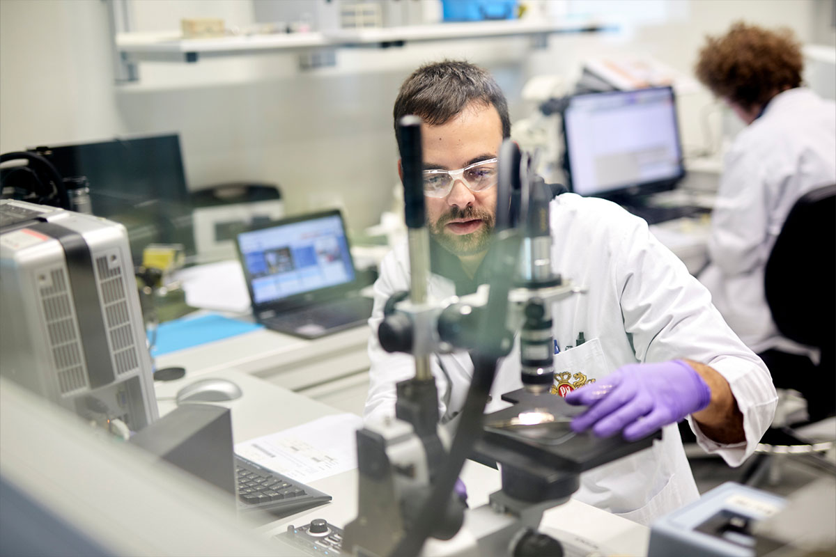 فيليب موريس إنترناشيونال: العلوم والتكنولوجيا تحد من أضرار التدخين، والقضاء على عامل الاحتراق يقلّل المواد الكيميائية. ويوفّر بديلًا أقل ضررًا للمدخنين البالغين.. This post is sponsored by Philip Morris Management Services (Middle East) Limited 