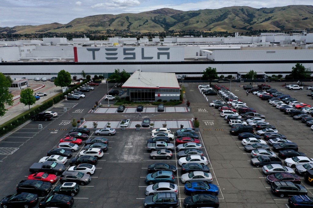 Musk Is Relocating Tesla s Headquarters From Palo Alto California To Texas